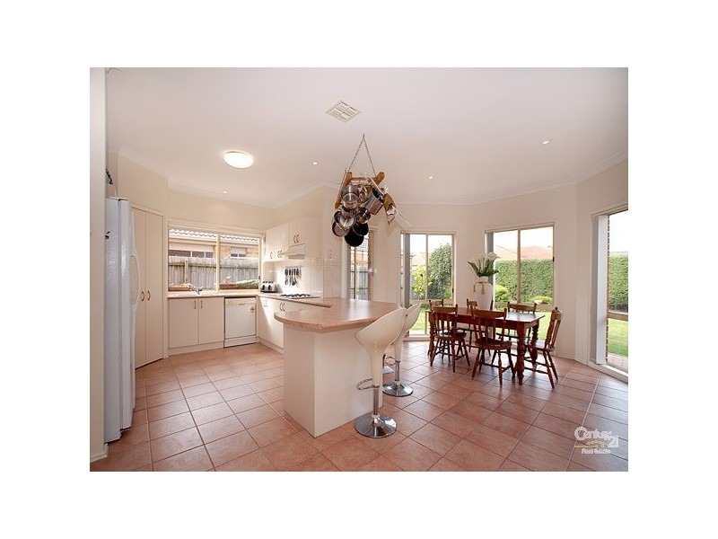 60 The Promenade, Narre Warren South VIC 3805