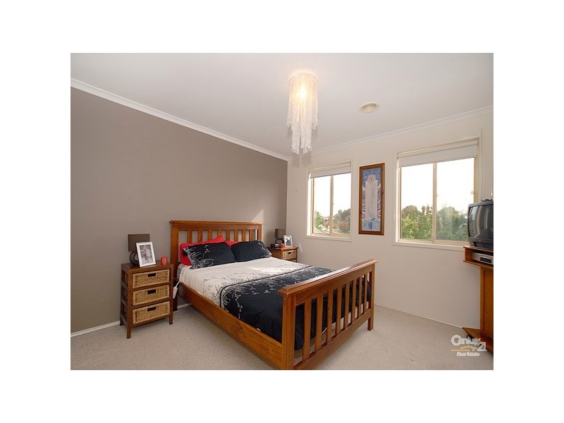 60 The Promenade, Narre Warren South VIC 3805