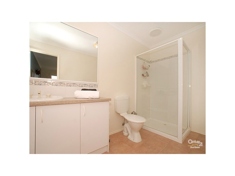 60 The Promenade, Narre Warren South VIC 3805