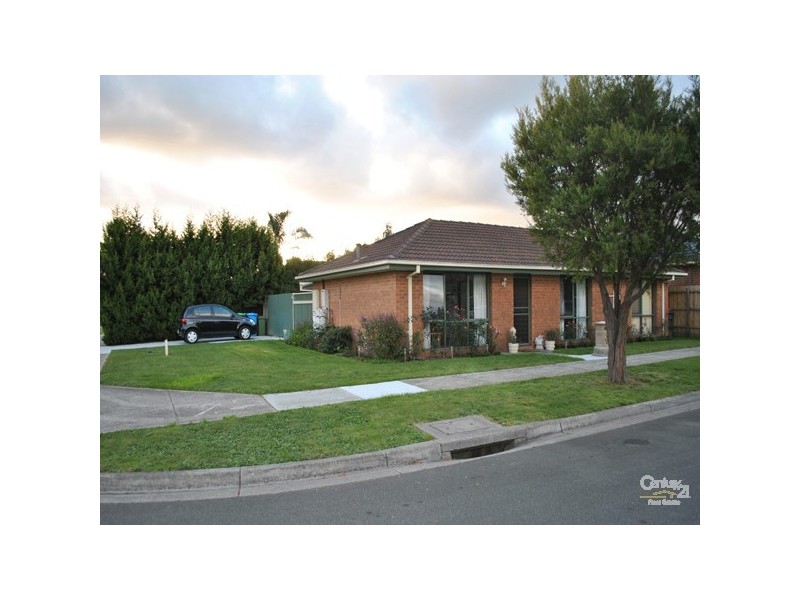 1B Watson Garden, Berwick VIC 3806