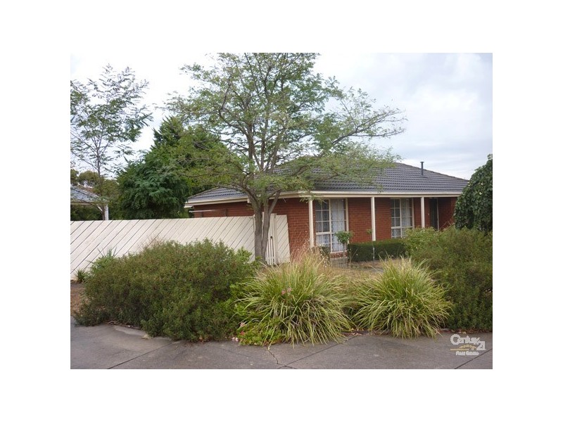 14 Daniher Close, Berwick VIC 3806