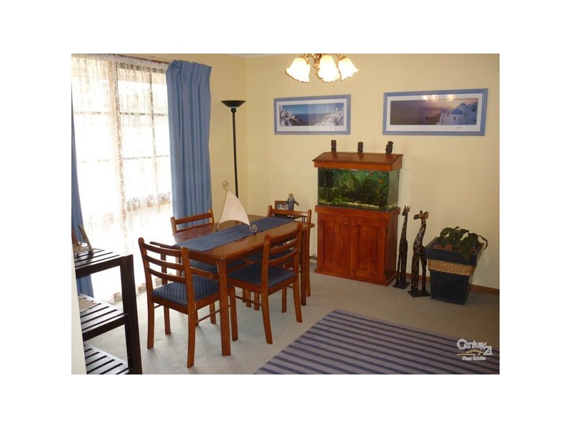 14 Daniher Close, Berwick VIC 3806