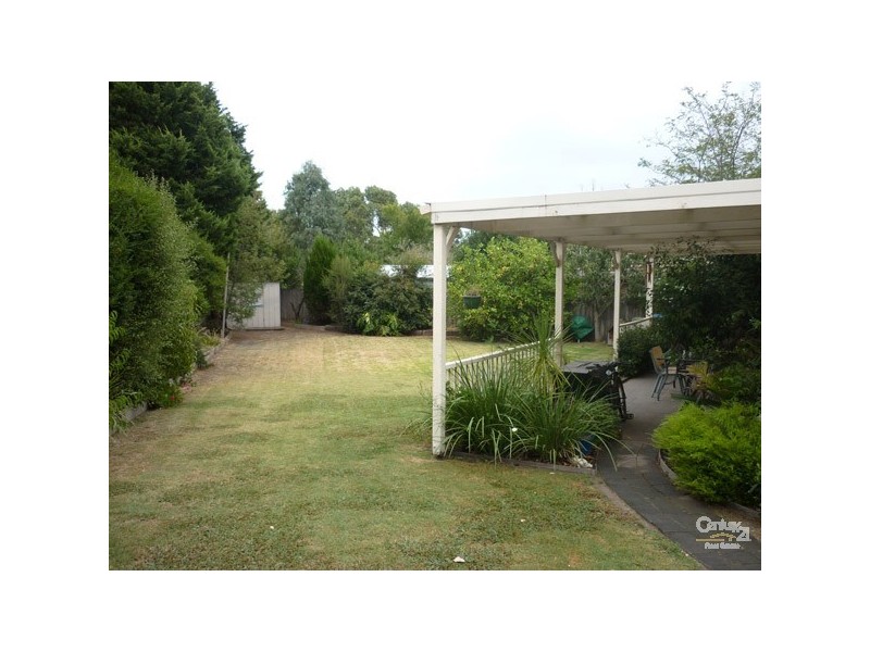 14 Daniher Close, Berwick VIC 3806