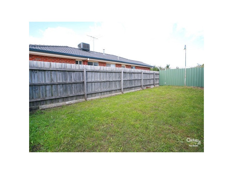 92 Bellevue Drive, Berwick VIC 3806