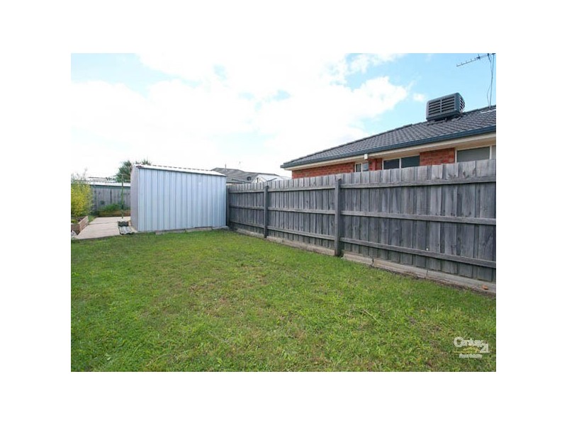 92 Bellevue Drive, Berwick VIC 3806