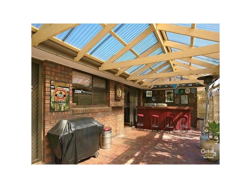 2 Ireland Avenue, Narre Warren VIC 3805