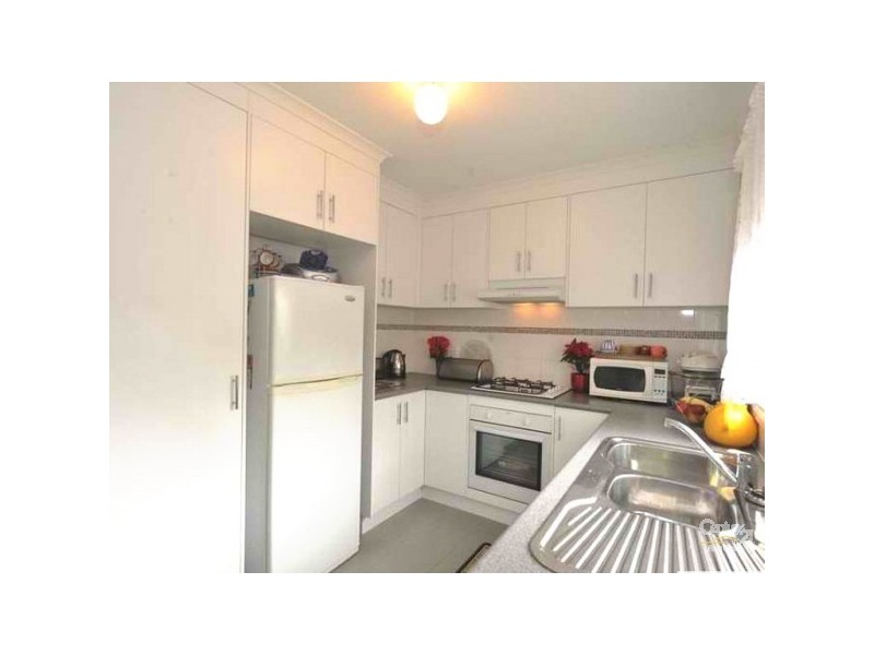 4/22 Parman Avenue, Pakenham VIC 3810