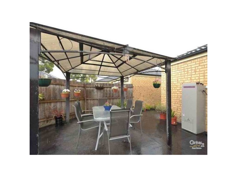 4/22 Parman Avenue, Pakenham VIC 3810