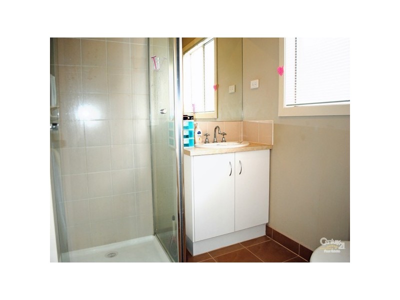 19 Monarch Road, Berwick VIC 3806