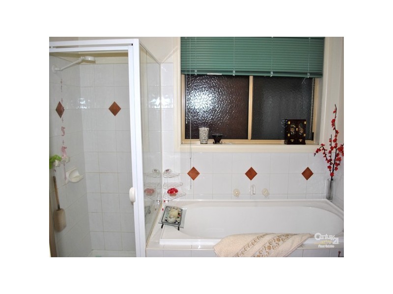 56 Oaklands Way, Pakenham VIC 3810