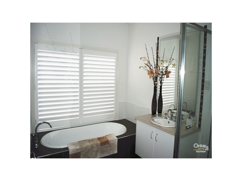 61 Loxley Boulevard, Narre Warren South VIC 3805