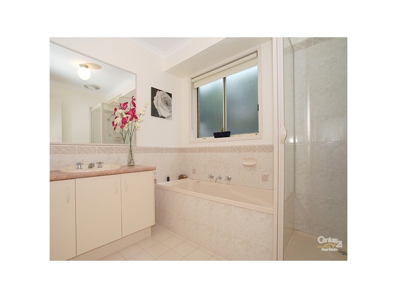 20 Cullen Close, Berwick VIC 3806