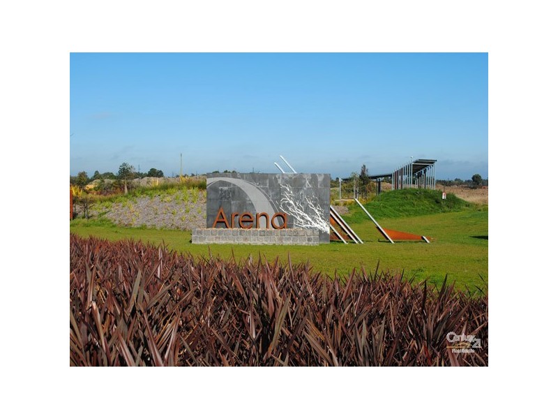 8 Silverleaf Crescent,, Officer VIC 3809