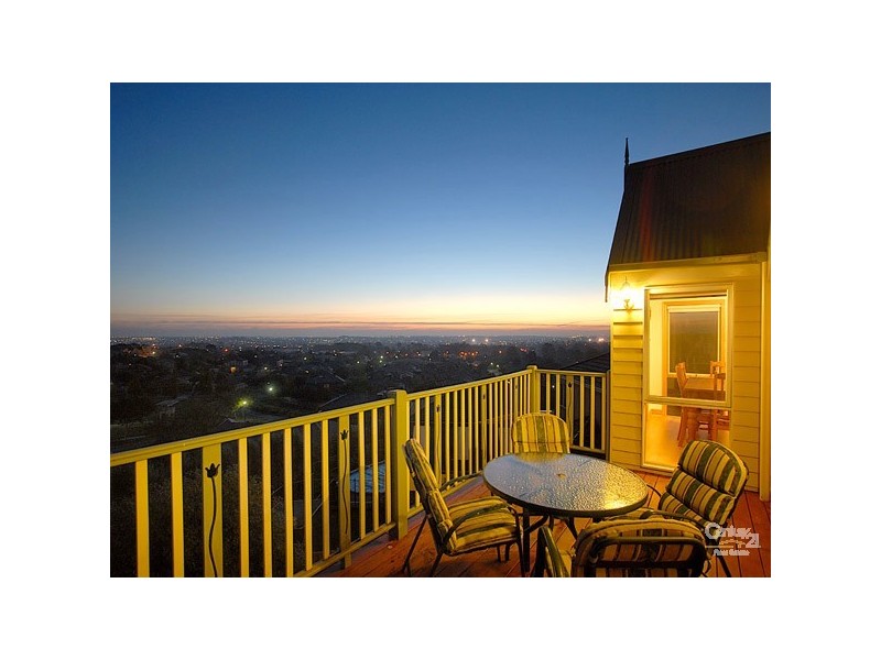 7 Constitution Rise, Berwick VIC 3806