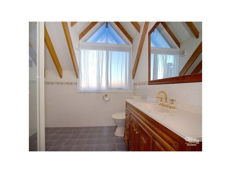 7 Constitution Rise, Berwick VIC 3806