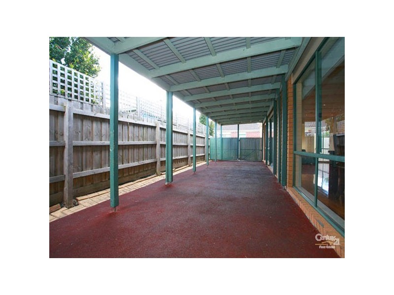 92 Bellevue Drive, Berwick VIC 3806