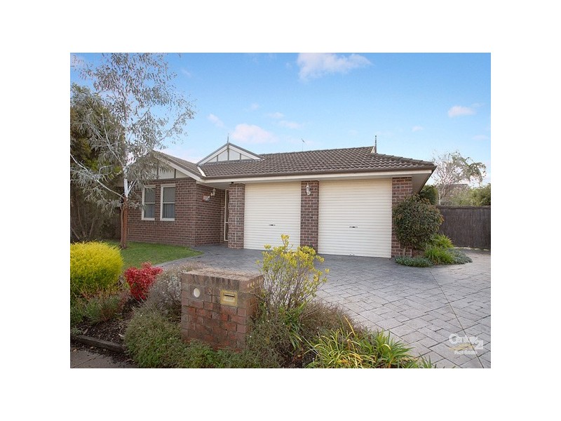 81 Avebury Drive, Berwick VIC 3806