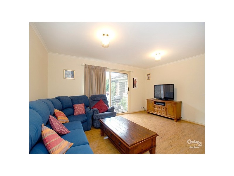 81 Avebury Drive, Berwick VIC 3806