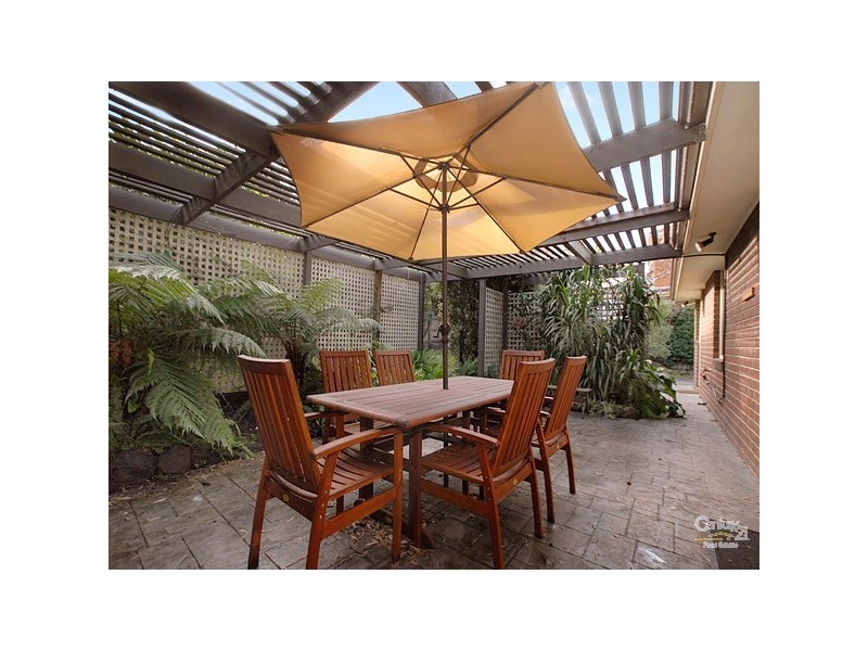 81 Avebury Drive, Berwick VIC 3806