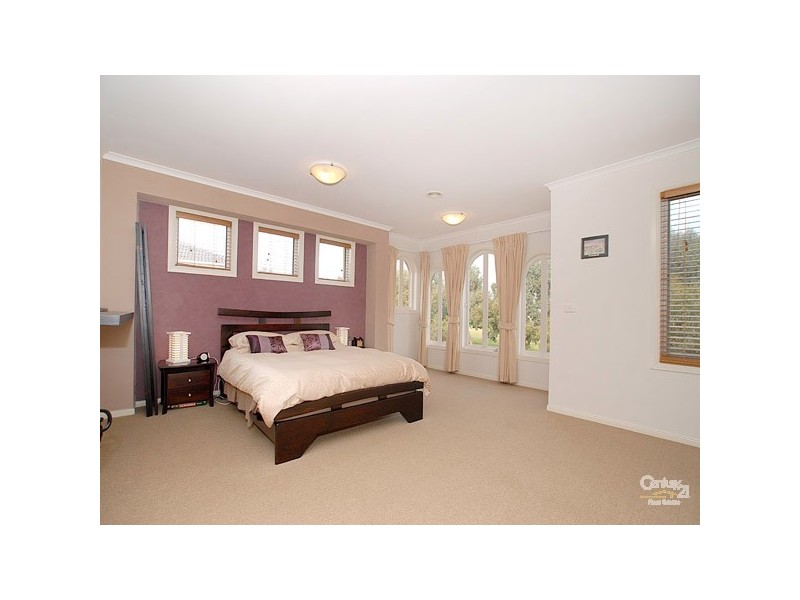 40 Thornley Drive, Berwick VIC 3806
