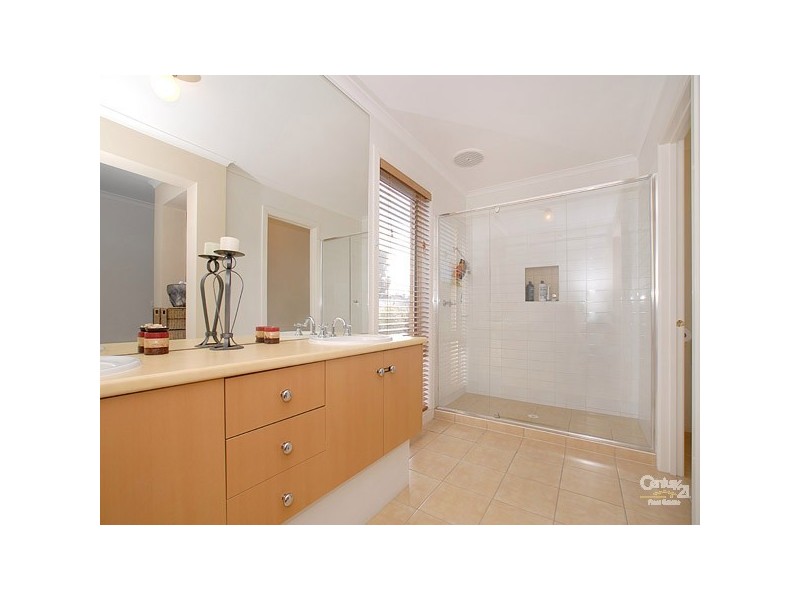 40 Thornley Drive, Berwick VIC 3806