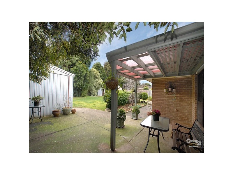 8 Melrose Court, Berwick VIC 3806