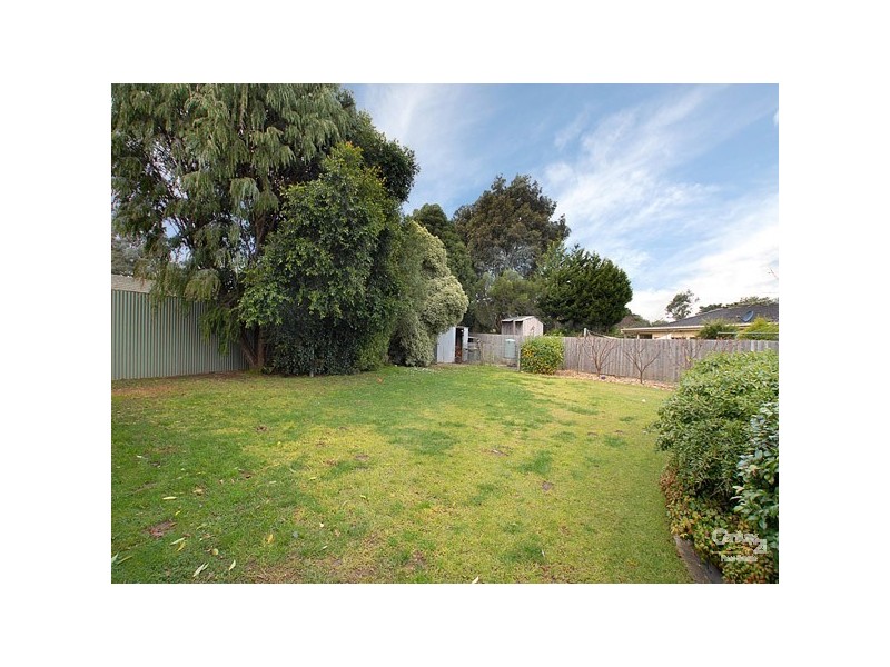 8 Melrose Court, Berwick VIC 3806