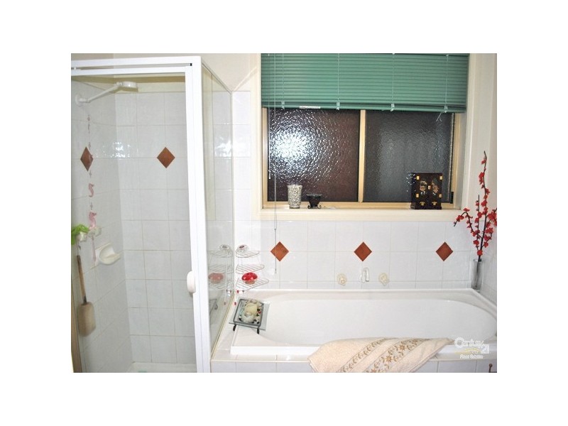 56 Oaklands Way, Pakenham VIC 3810