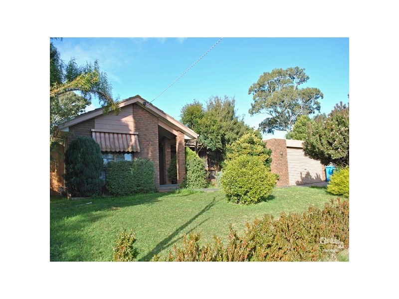 6 Andrew Street, Hampton Park VIC 3976