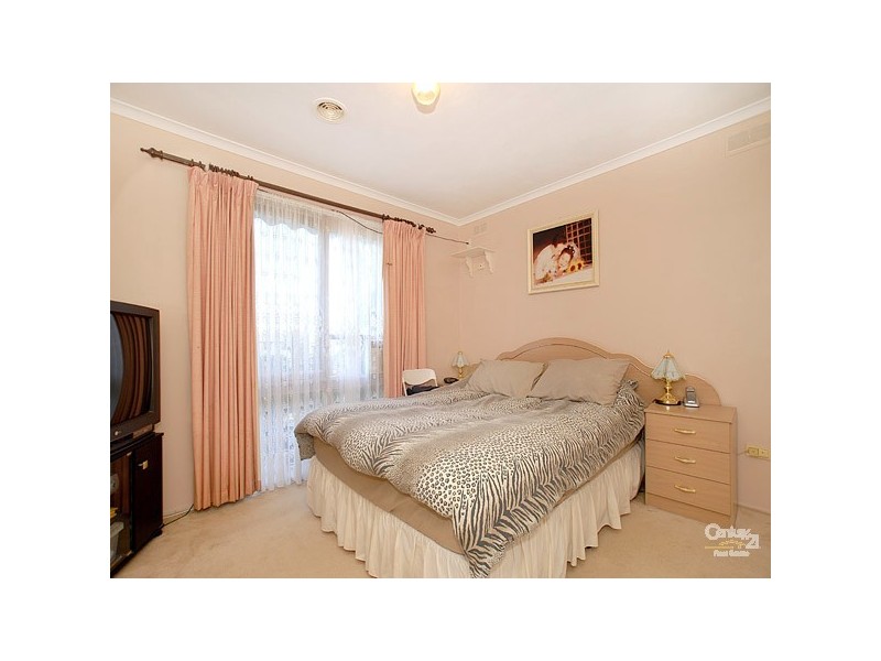 6 Andrew Street, Hampton Park VIC 3976