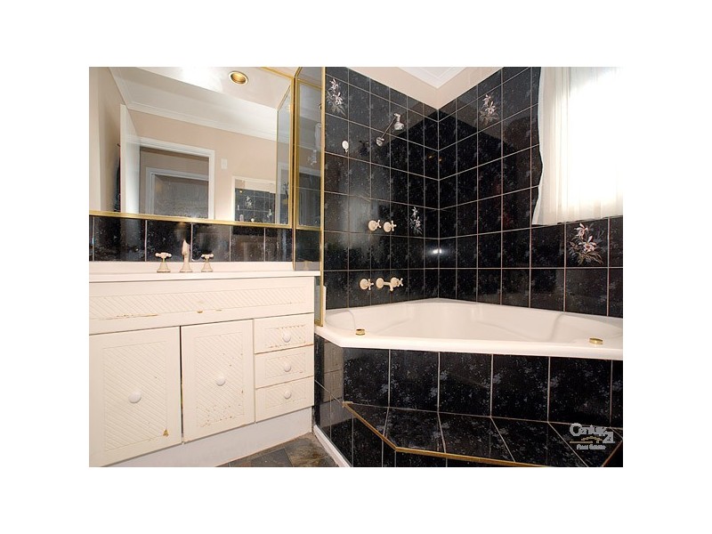 6 Andrew Street, Hampton Park VIC 3976