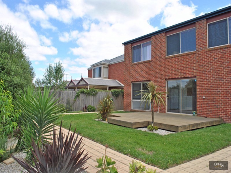 3 Pheasant Court, Berwick VIC 3806