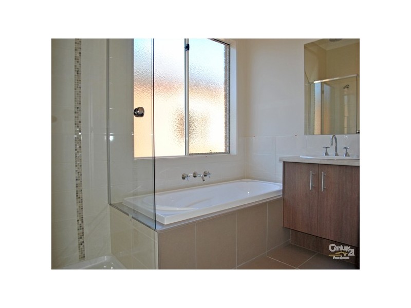 89 Arena Parade, Officer VIC 3809