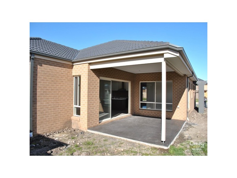 89 Arena Parade, Officer VIC 3809