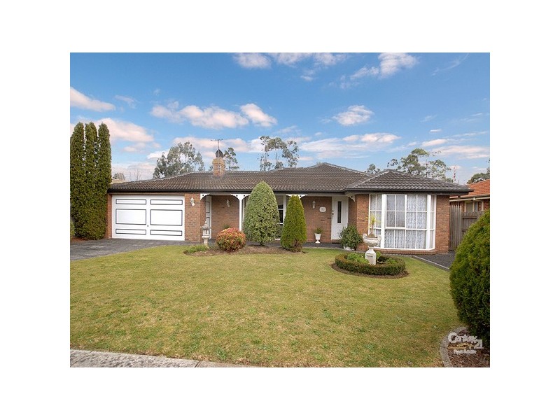 30 Willslie Crescent, Berwick VIC 3806