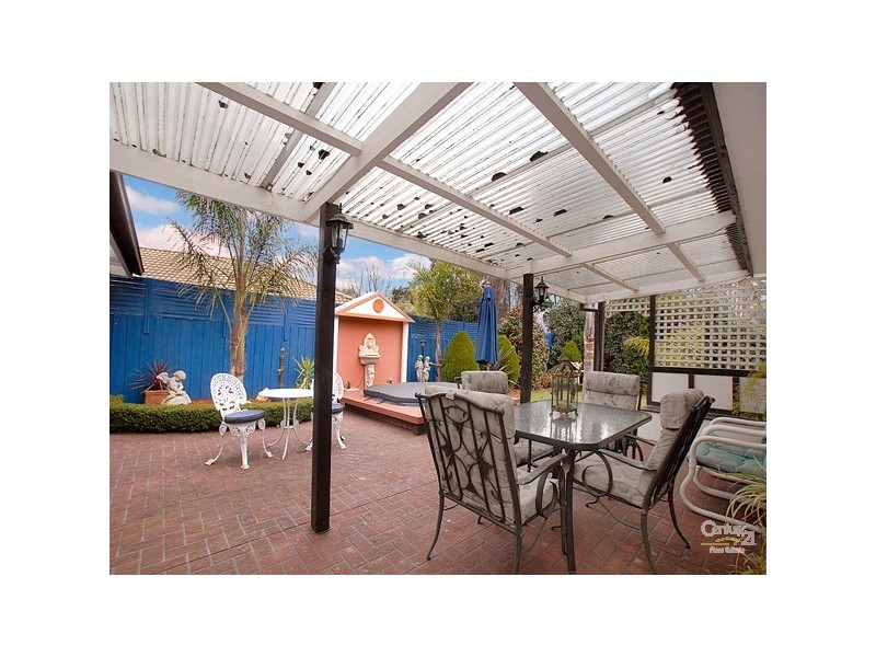 30 Willslie Crescent, Berwick VIC 3806