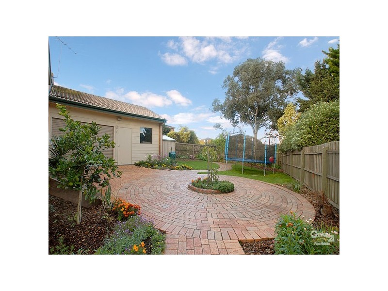 14 Glenbrae Court, Berwick VIC 3806