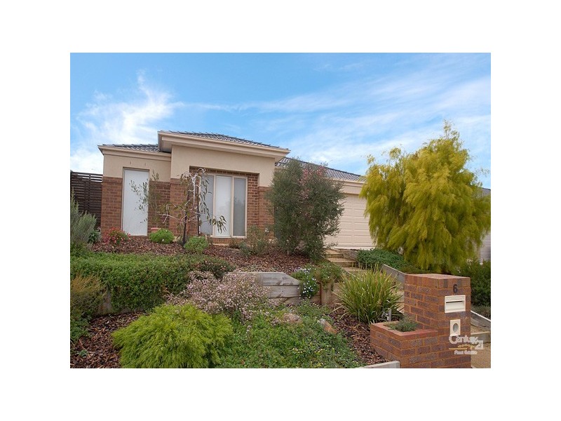 6 Landra Court,, Berwick VIC 3806