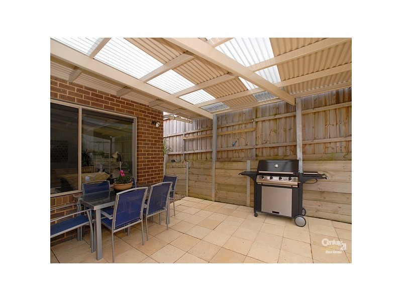 6 Landra Court,, Berwick VIC 3806