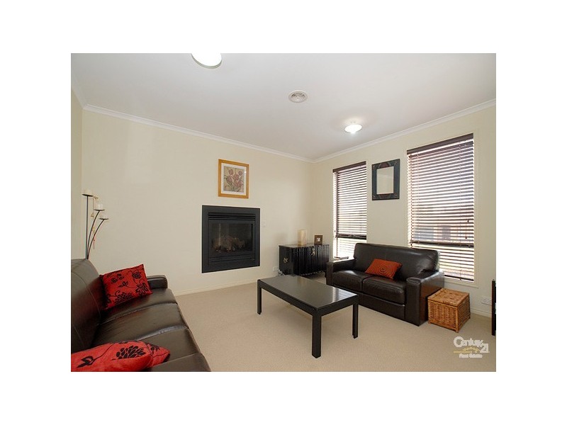 20 Thornley Drive, Berwick VIC 3806