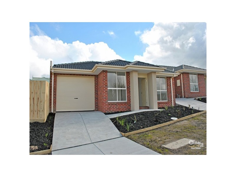 1 Lancaster Way,, Beaconsfield VIC 3807