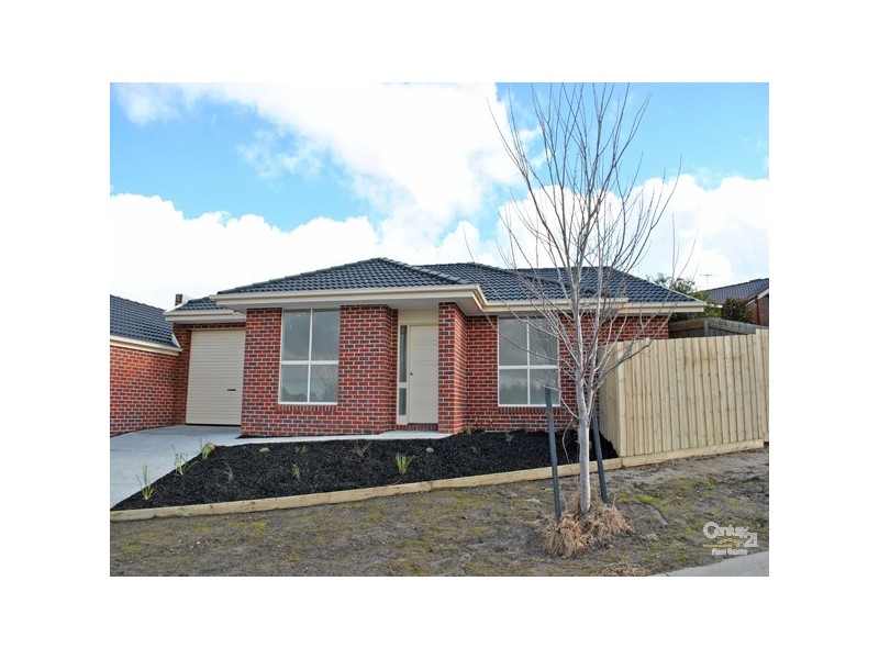1a Lancaster Way, Beaconsfield VIC 3807
