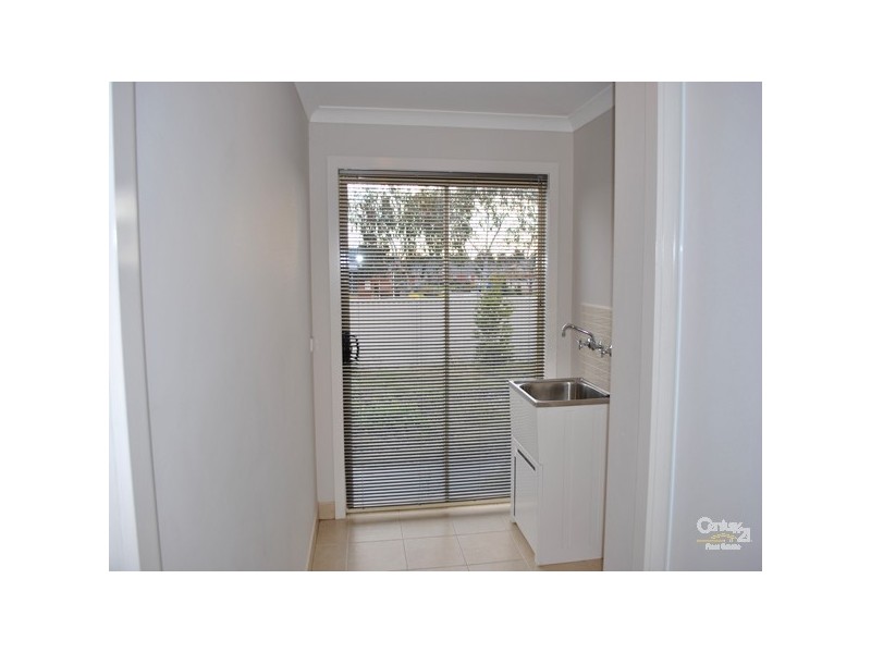 39 Hunt Club Boulevard, Cranbourne East VIC 3977