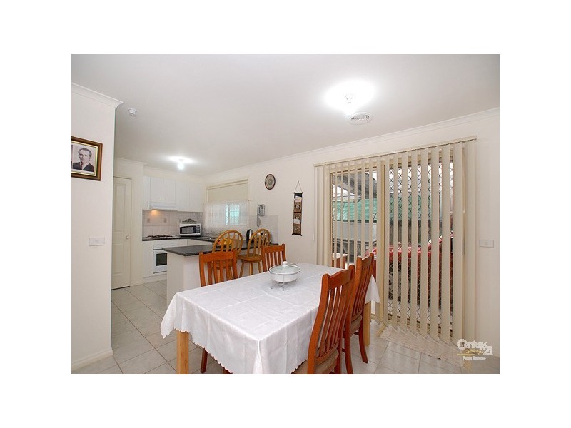 37 Fairhaven Boulevard, Cranbourne West VIC 3977