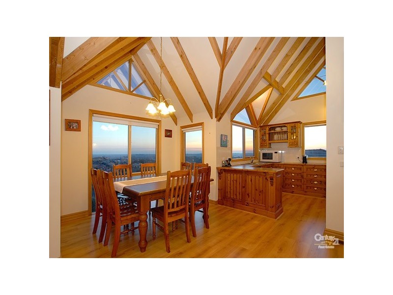 7 Constitution Rise, Berwick VIC 3806