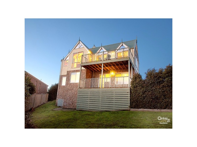 7 Constitution Rise, Berwick VIC 3806