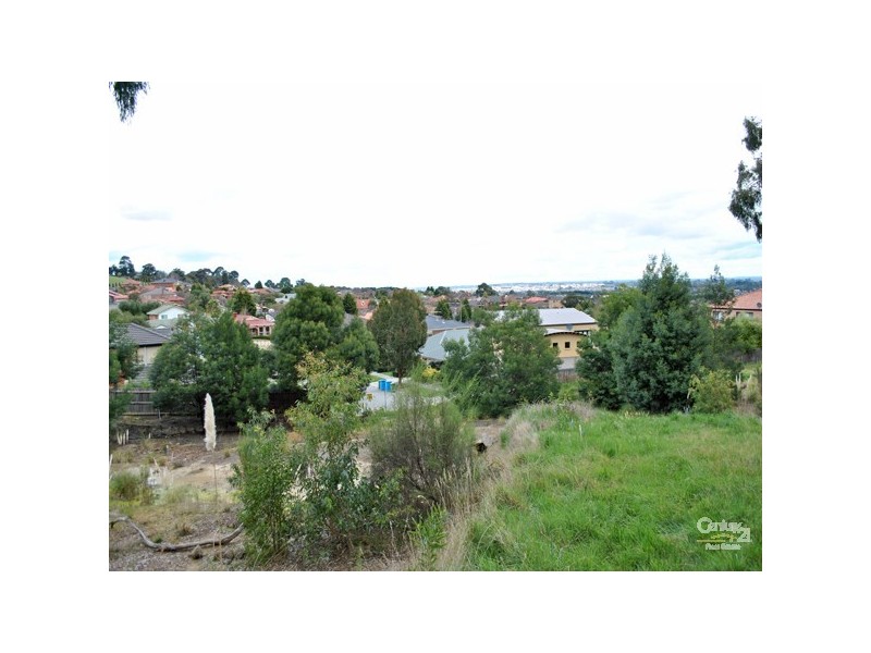 9S Hyland Court, Berwick VIC 3806