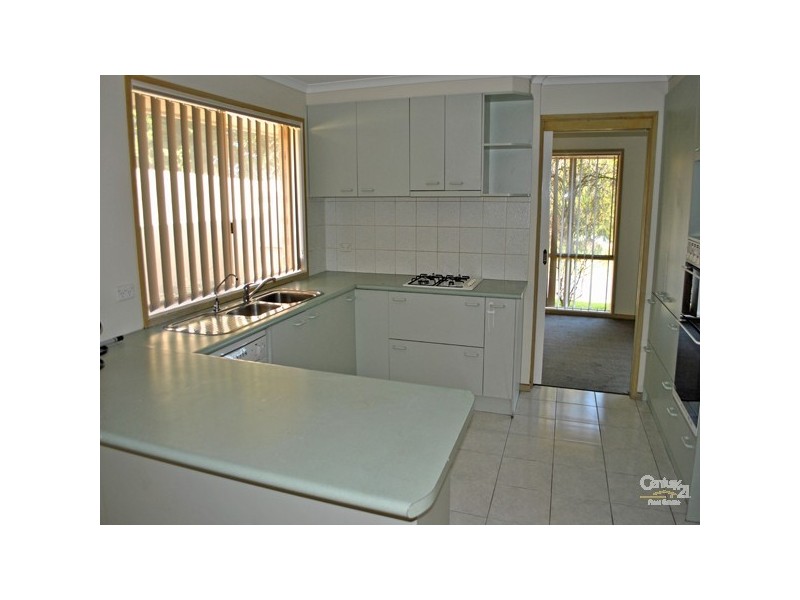 6 Karrum Karrum Court, Narre Warren South VIC 3805