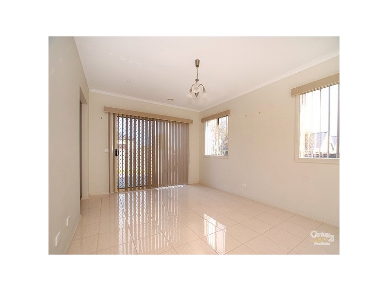 1 Cavalier Drive, Berwick VIC 3806