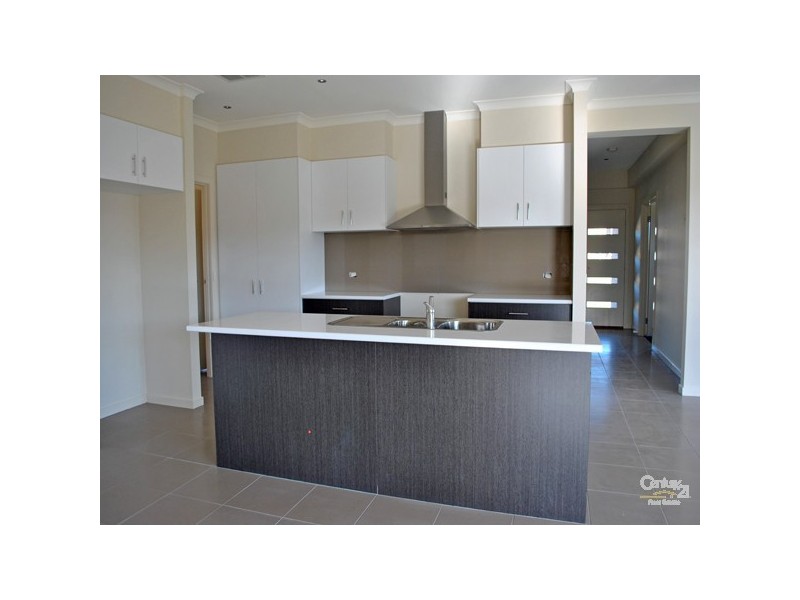 89 Arena Parade, Officer VIC 3809